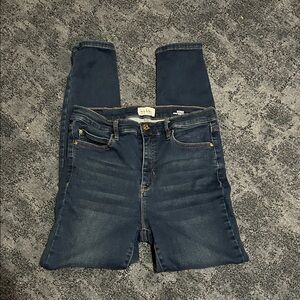 Nicole Miller stretchy High Rise Dark Blue Jeans